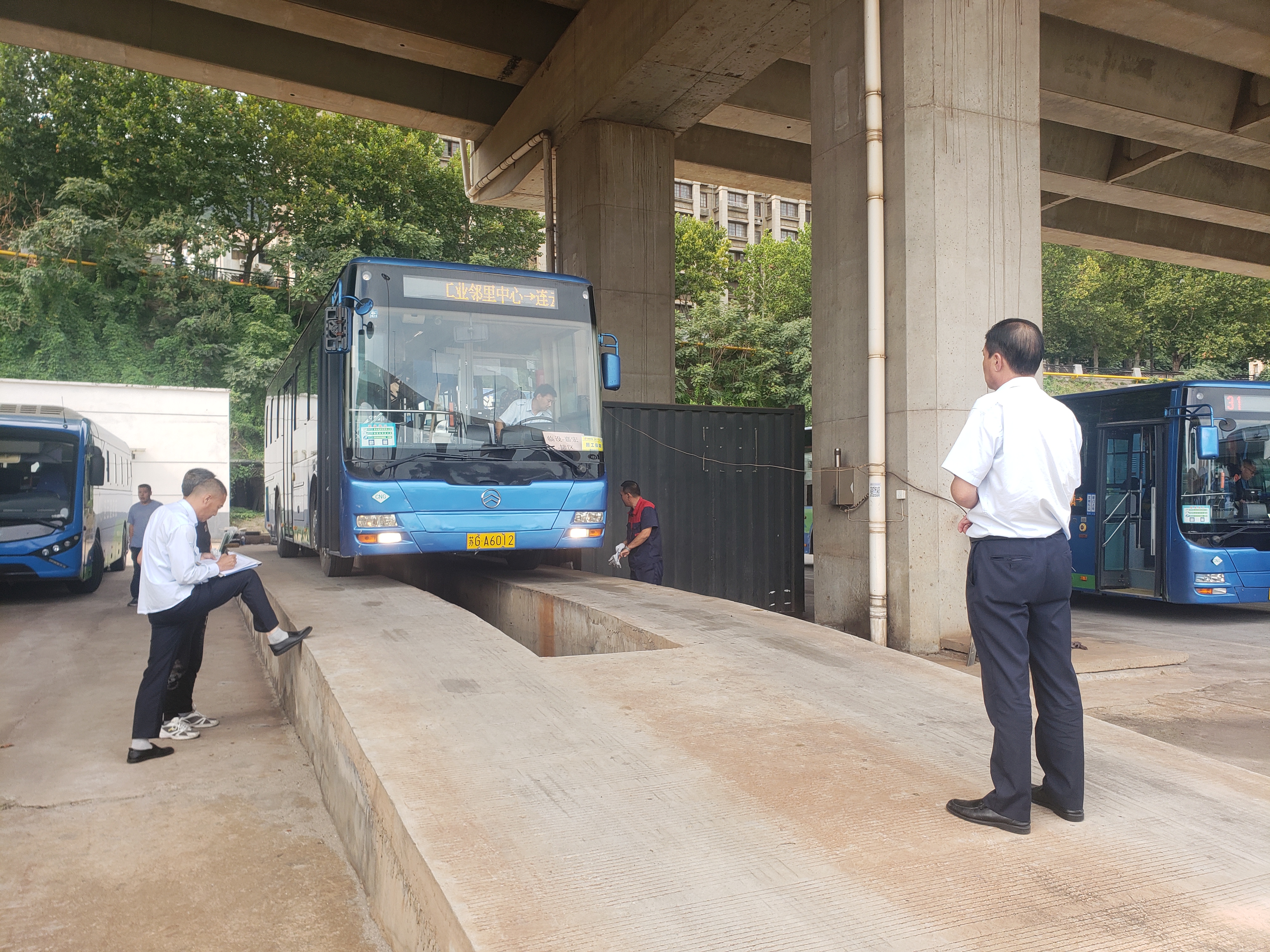 經(jīng)營發(fā)展事業(yè)部開展“中秋”節(jié)前 機(jī)務(wù)專項(xiàng)大檢查