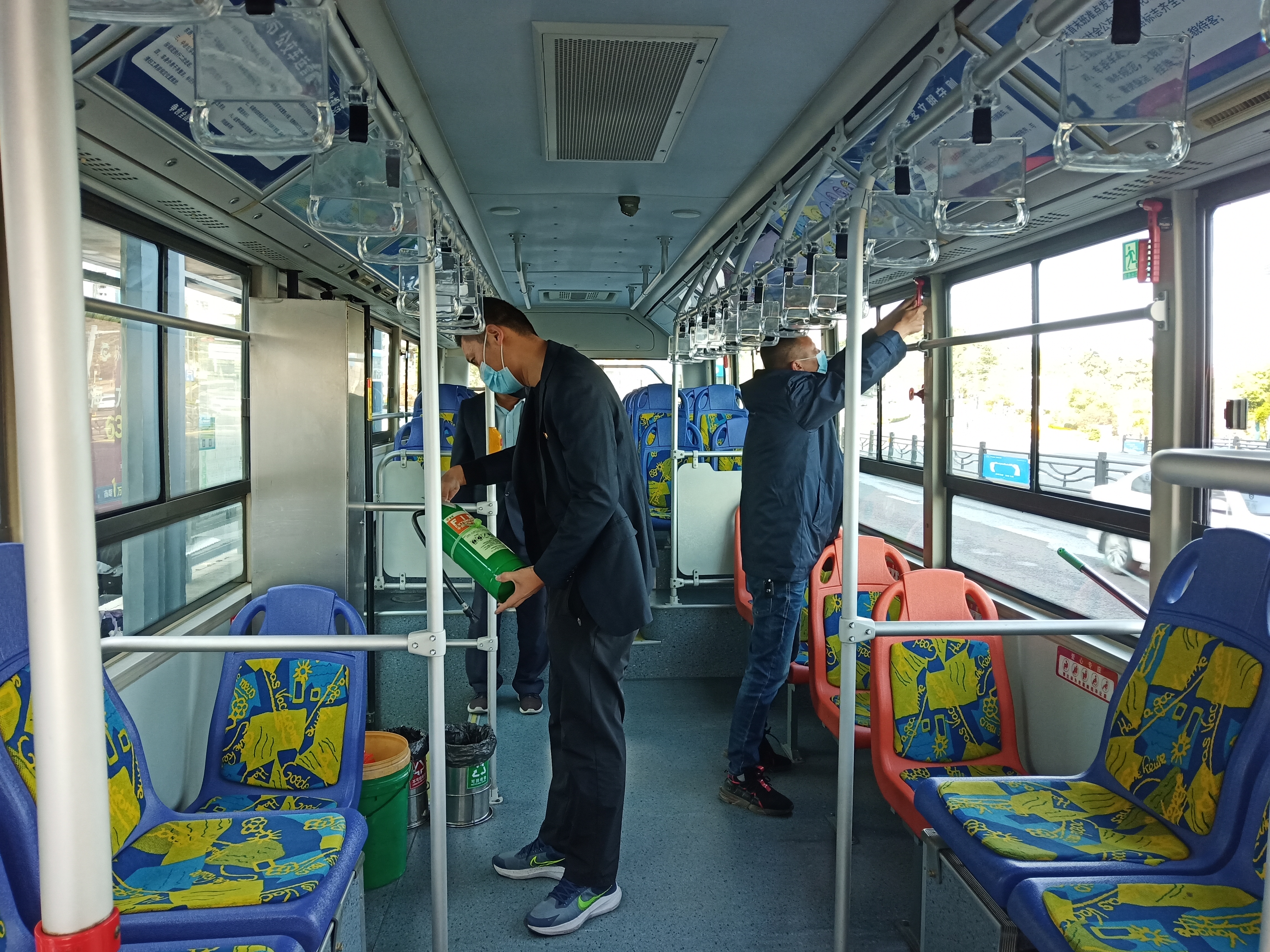 公交集團(tuán)公交事業(yè)二部持續(xù)開展安全生產(chǎn)專項(xiàng)大檢查