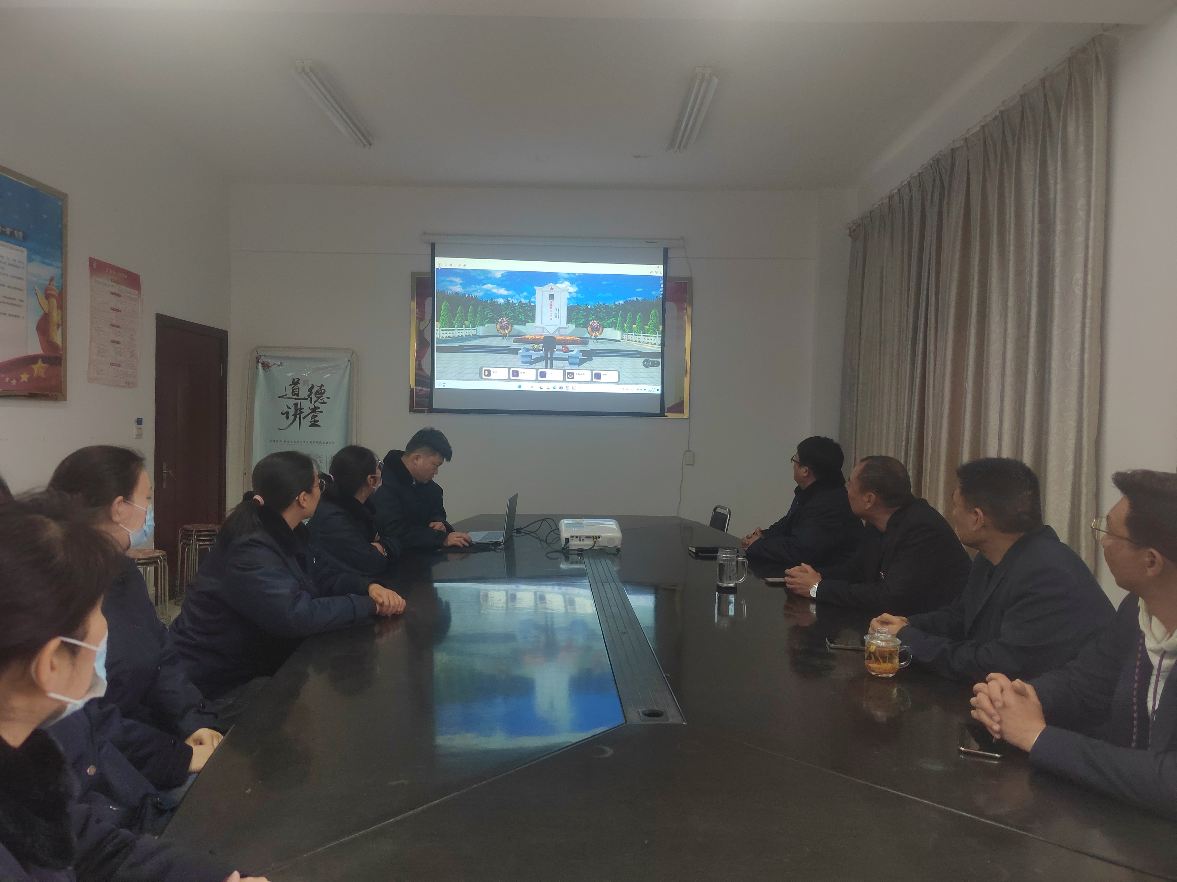 公交集團(tuán)公交事業(yè)二部開展2023崇尚“銘記歷史緬懷英烈 崇尚英雄爭做先鋒”網(wǎng)上清明祭奠英烈活動(dòng)