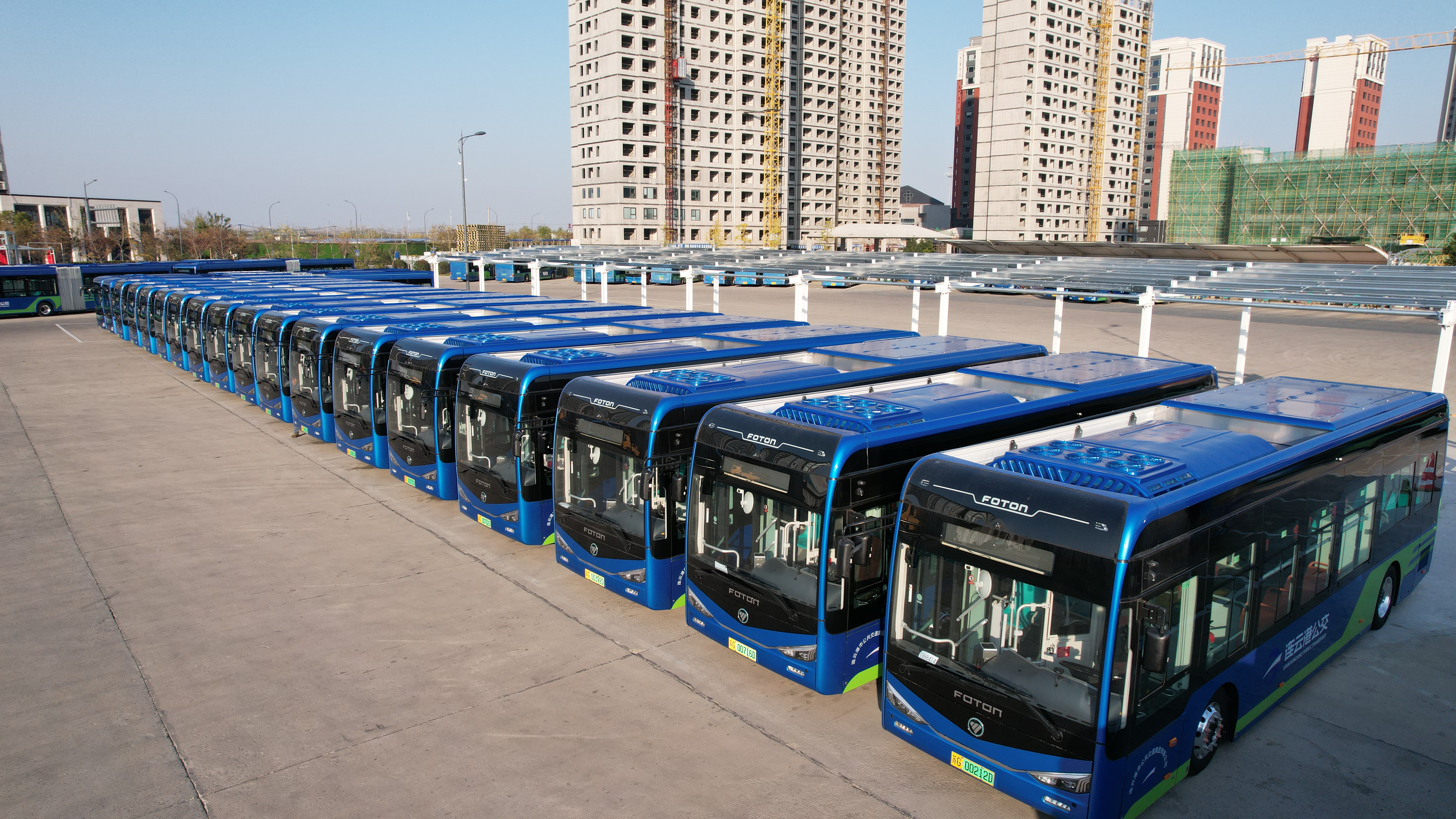 即日起，連云港公交150臺新能源公交車陸續(xù)投入運營