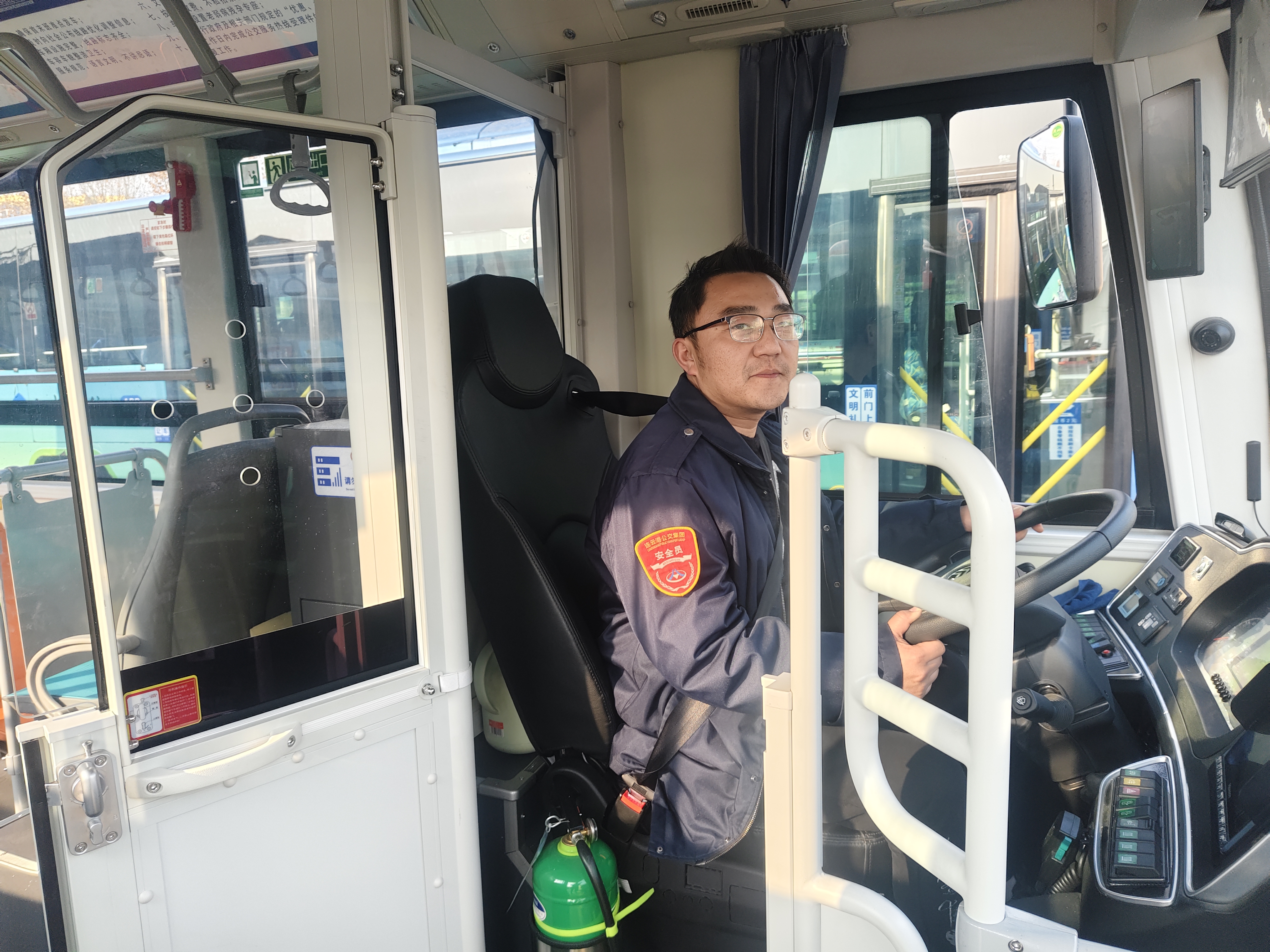 【公交正能量】19路公交駕駛員陳輝默默服務獲表揚