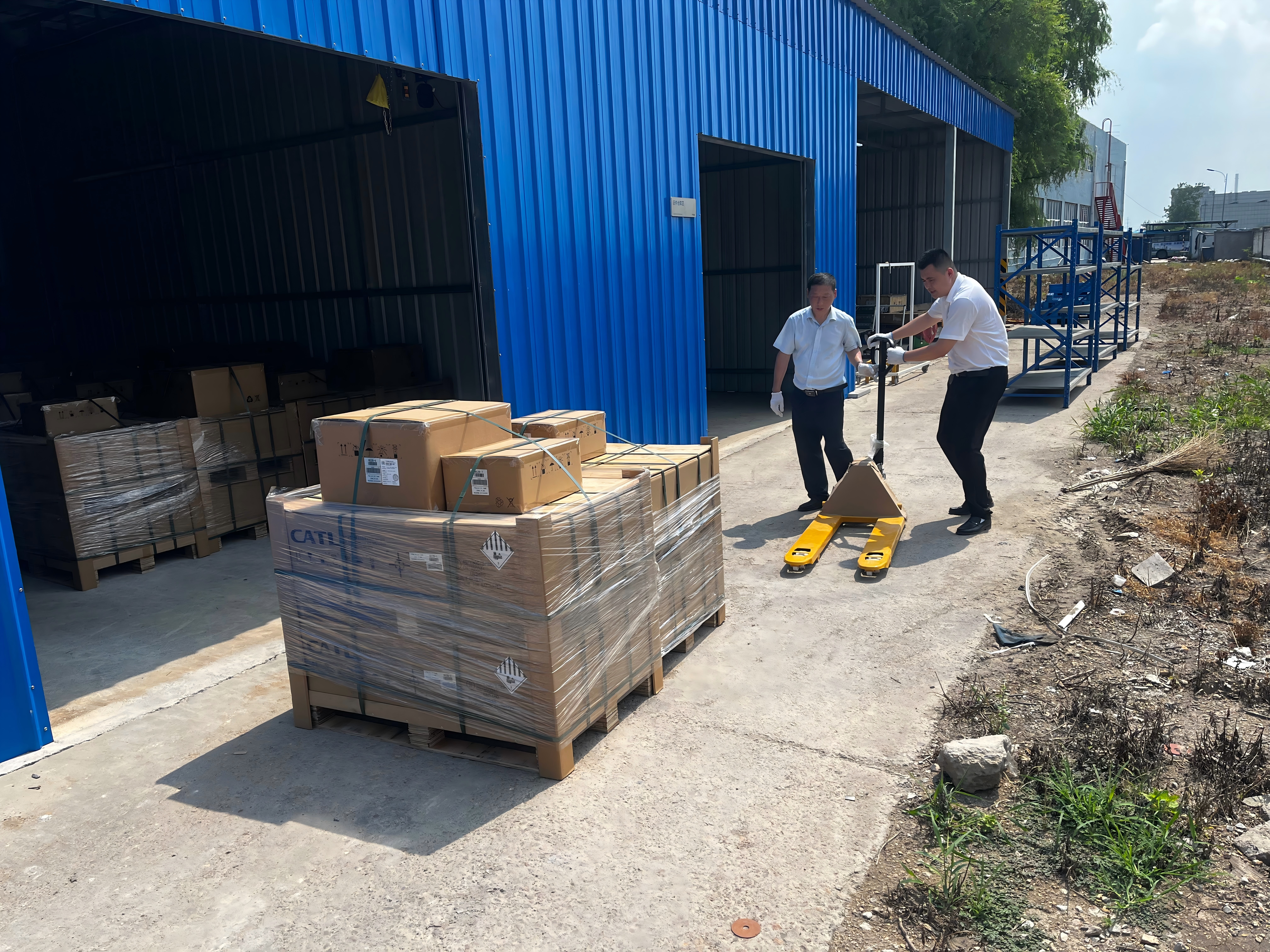 公交汽服公司打響B(tài)RT換電攻堅(jiān)戰(zhàn)