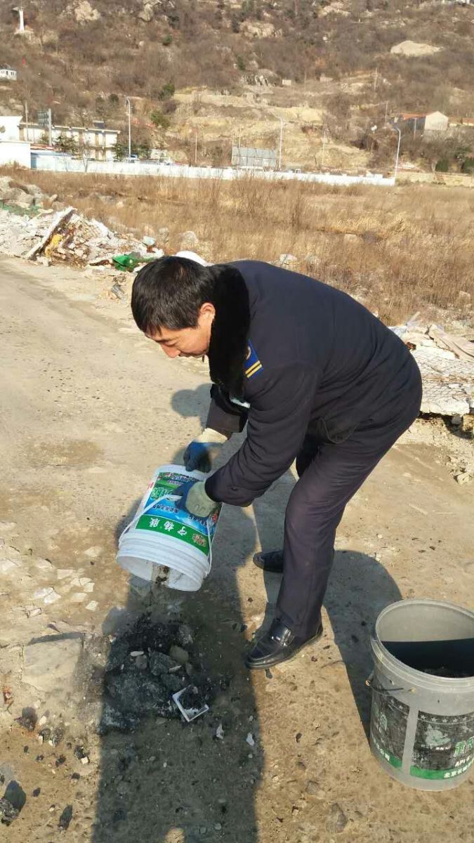 公交快速公司東區(qū)車隊(duì)用心做好定制班線服務(wù)工作