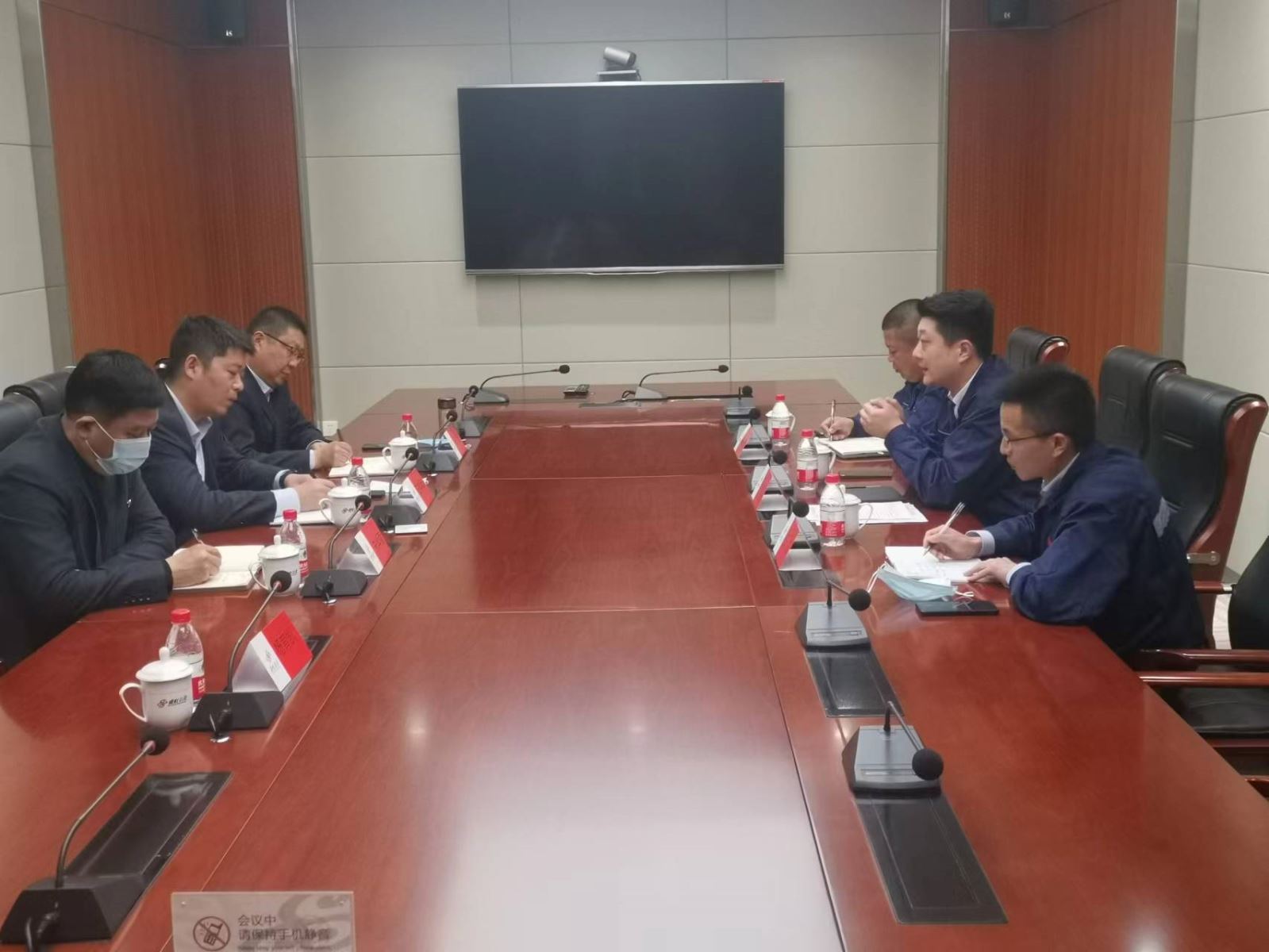 公交集團赴盛虹石化集團洽談業(yè)務合作