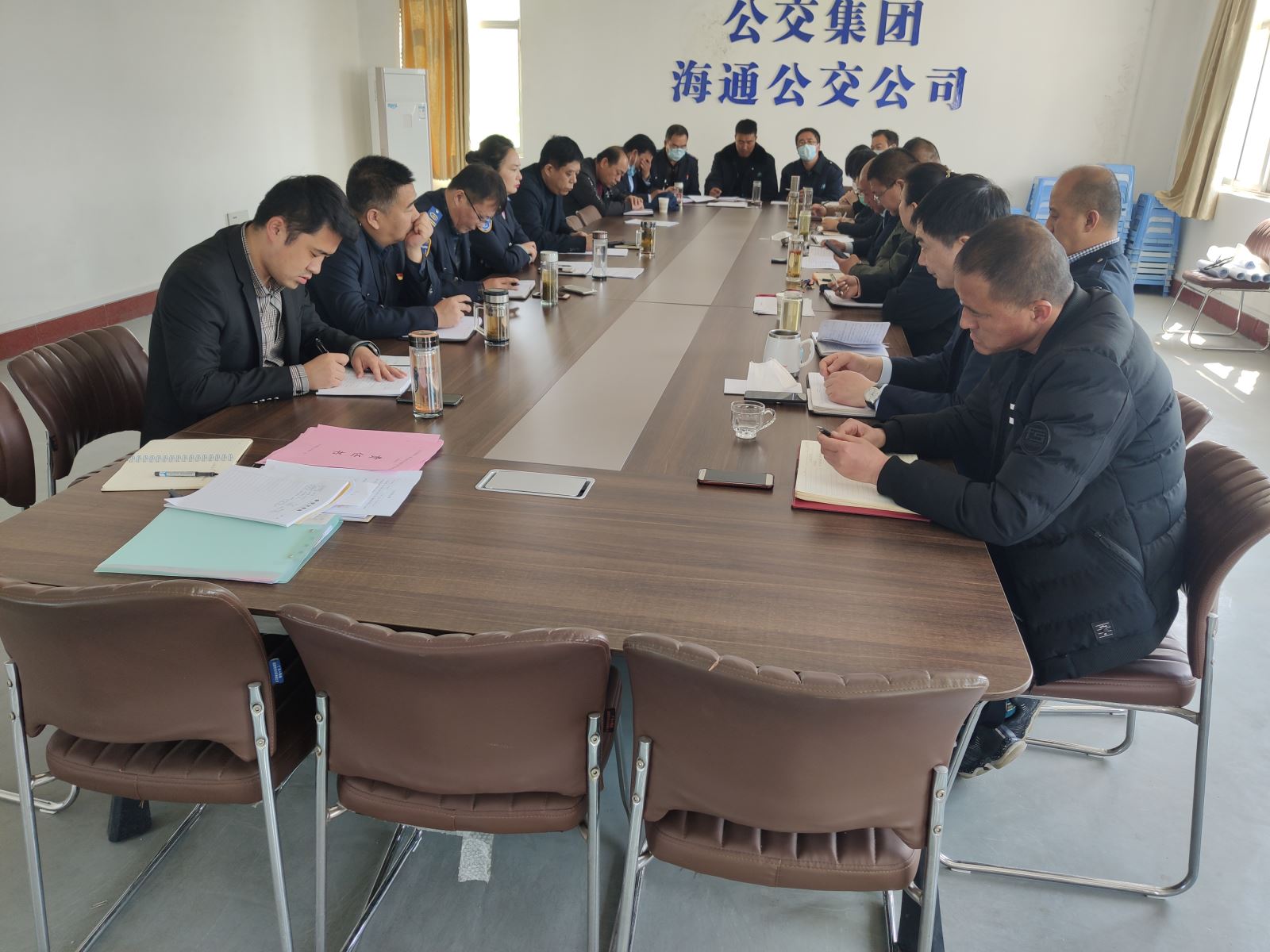 公交集團(tuán)公交事業(yè)一部開展“五一”節(jié)前黨風(fēng)廉政警示教育會(huì)議