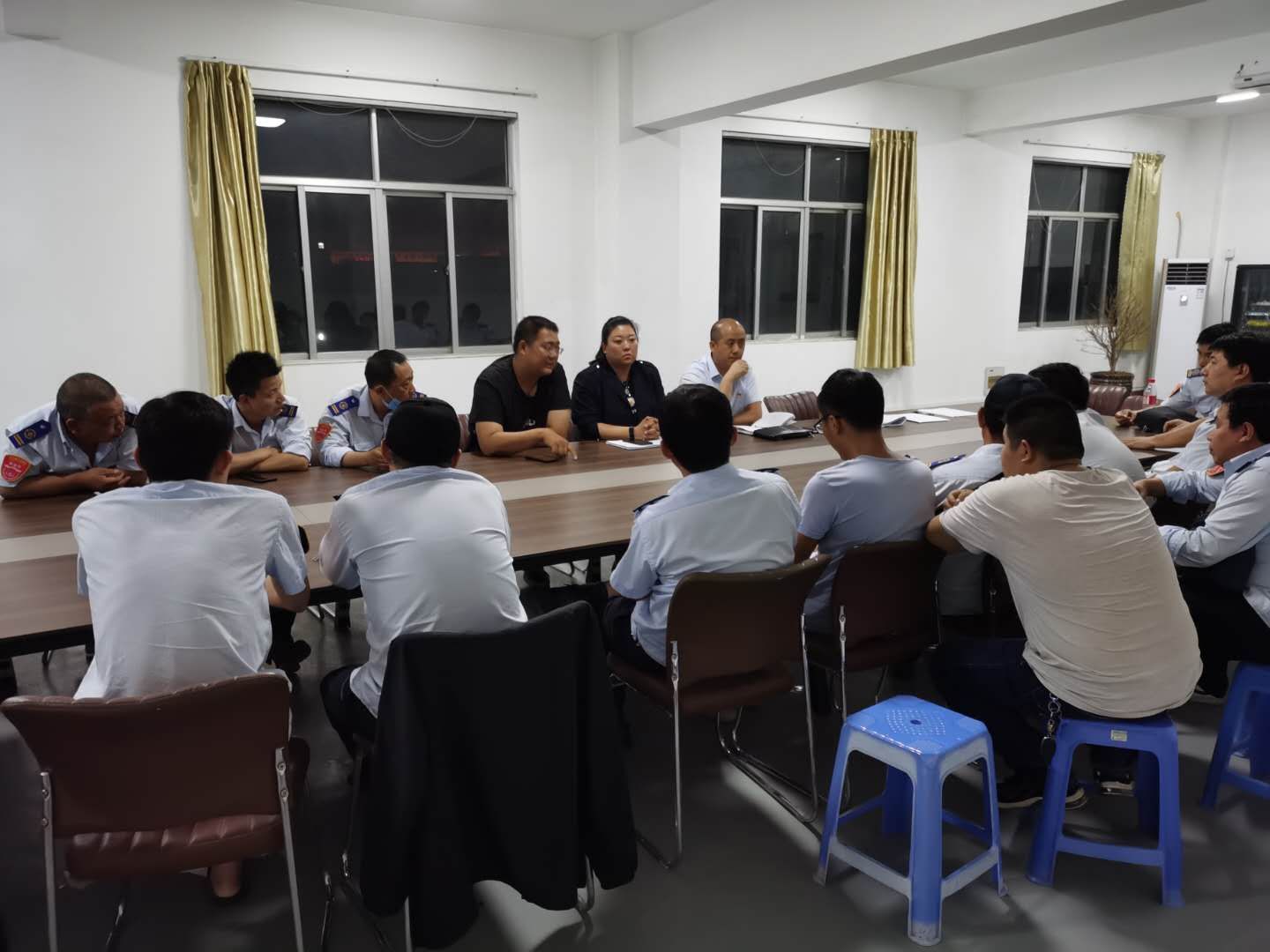 公交集團公交事業(yè)一部 創(chuàng)新方式強化安全生產月宣傳活動