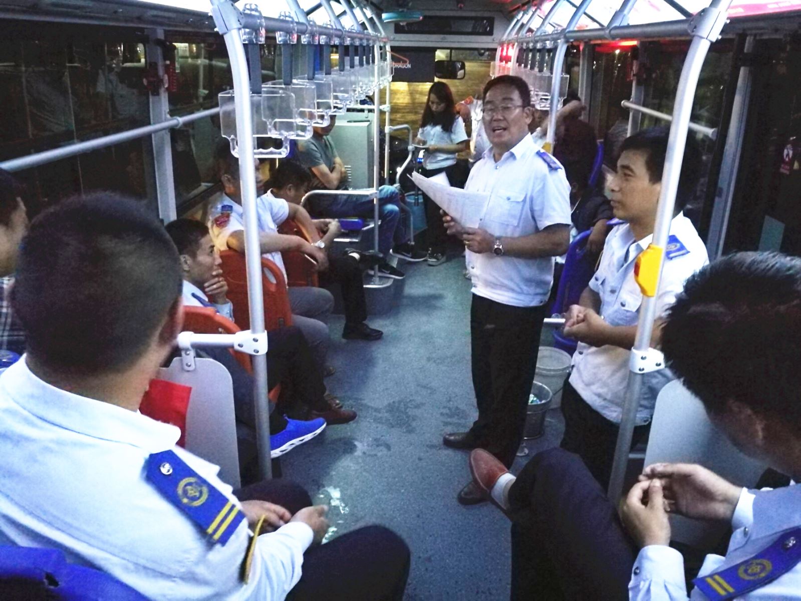 公交集團海通公交公司召開創(chuàng)文檢查整改專項會議