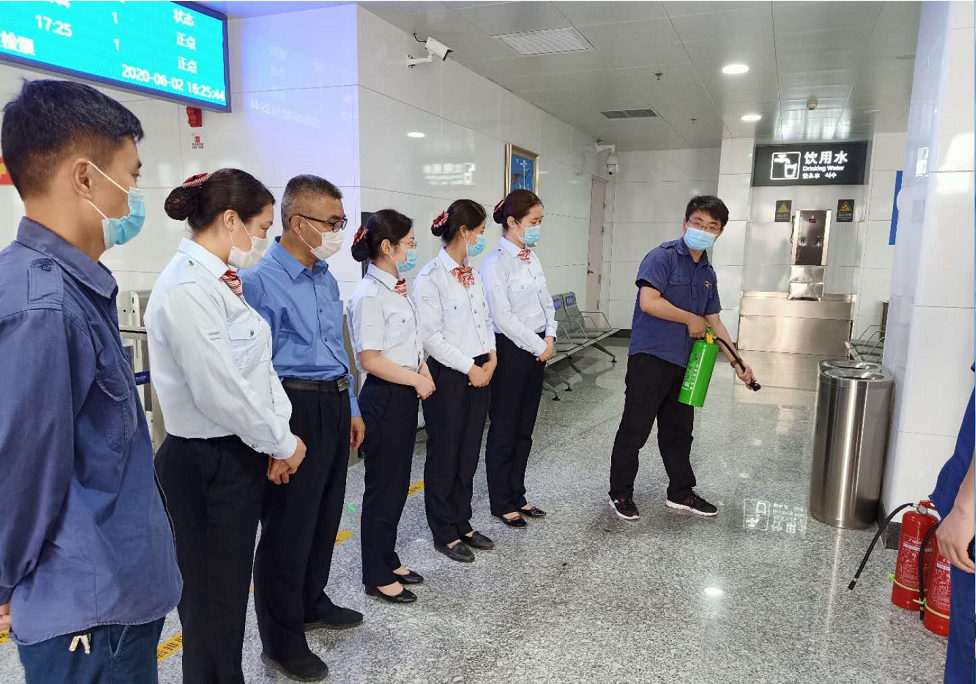 城市動(dòng)車組開展安全應(yīng)急演練活動(dòng)