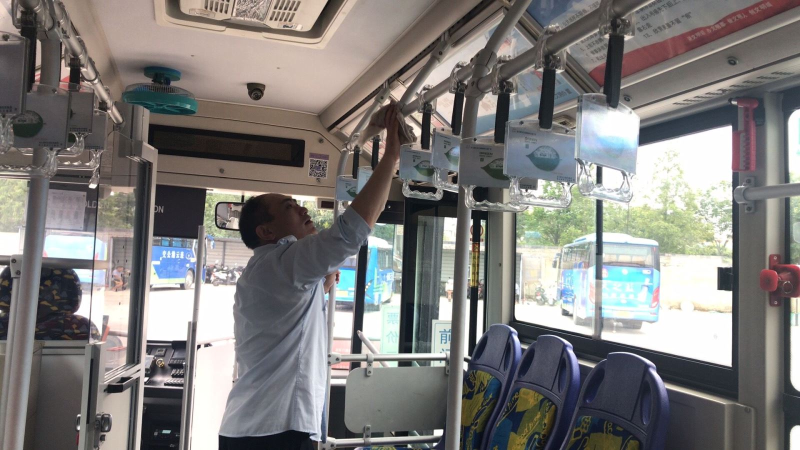 公交集團(tuán)公交事業(yè)一部開展夏季安全檢查