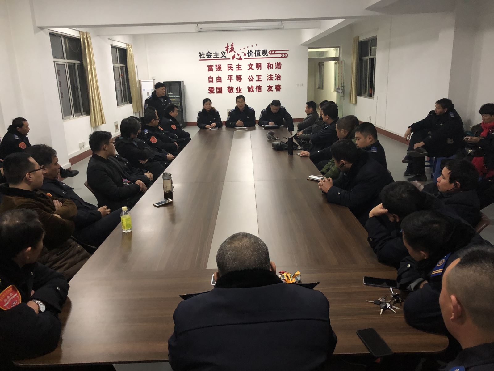 公交集團(tuán)公交事業(yè)一部召開文明城市示范線創(chuàng)建會(huì)議