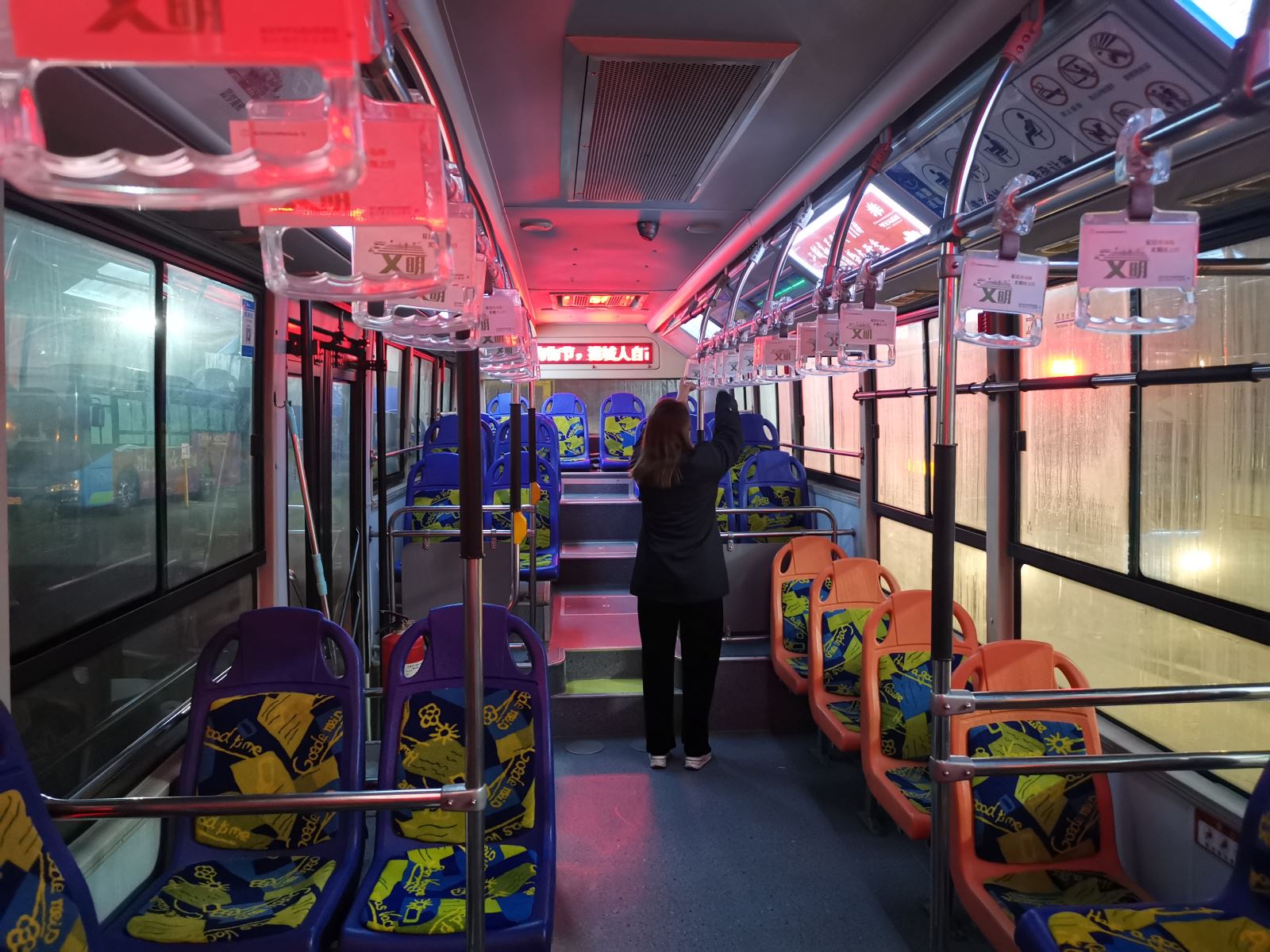 公交集團公交事業(yè)一部 鞏固創(chuàng)文成果開展創(chuàng)文專項檢查