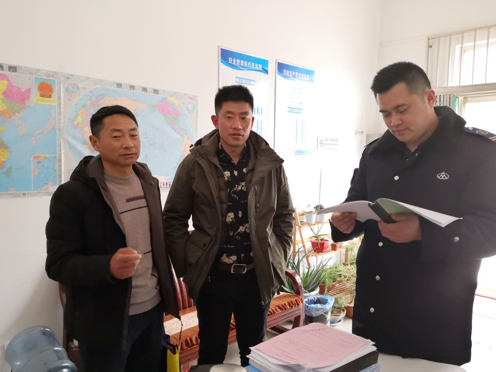 公交集團(tuán)經(jīng)營(yíng)發(fā)展事業(yè)部召開(kāi)春季安全行車(chē)培訓(xùn)