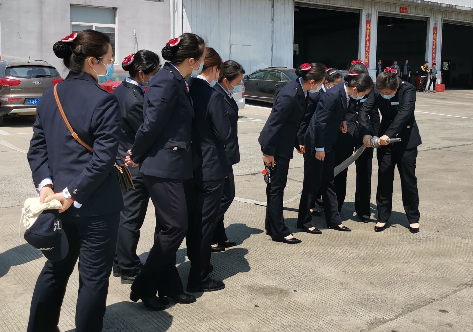 城市動車召開“五一”節(jié)前站務員例會及安全消防培訓會議