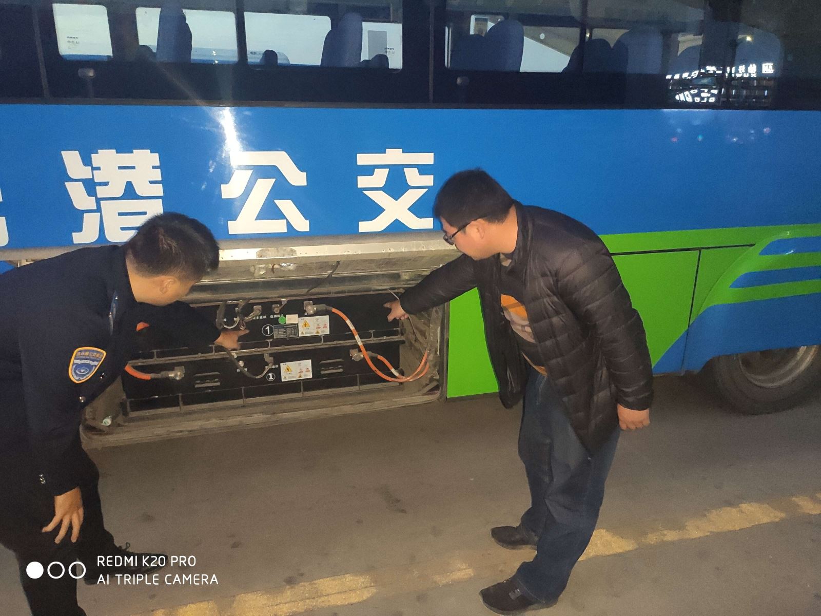 公交集團(tuán)經(jīng)營(yíng)發(fā)展事業(yè)部積極開展停車場(chǎng)站夜查工作