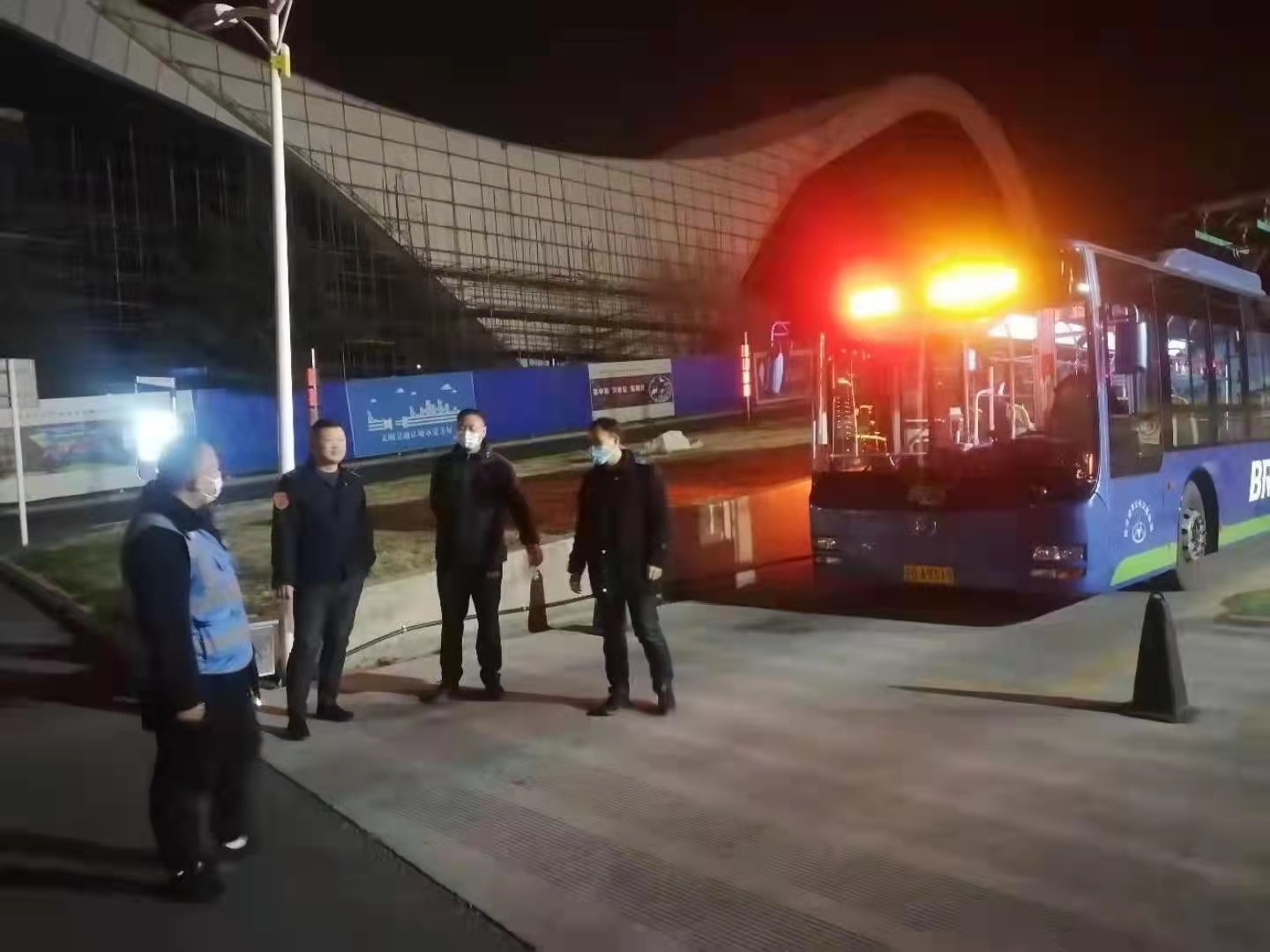 “查漏洞、揭問(wèn)題、嚴(yán)整改” 快速公交事業(yè)部開(kāi)展事故隱患大排查工作