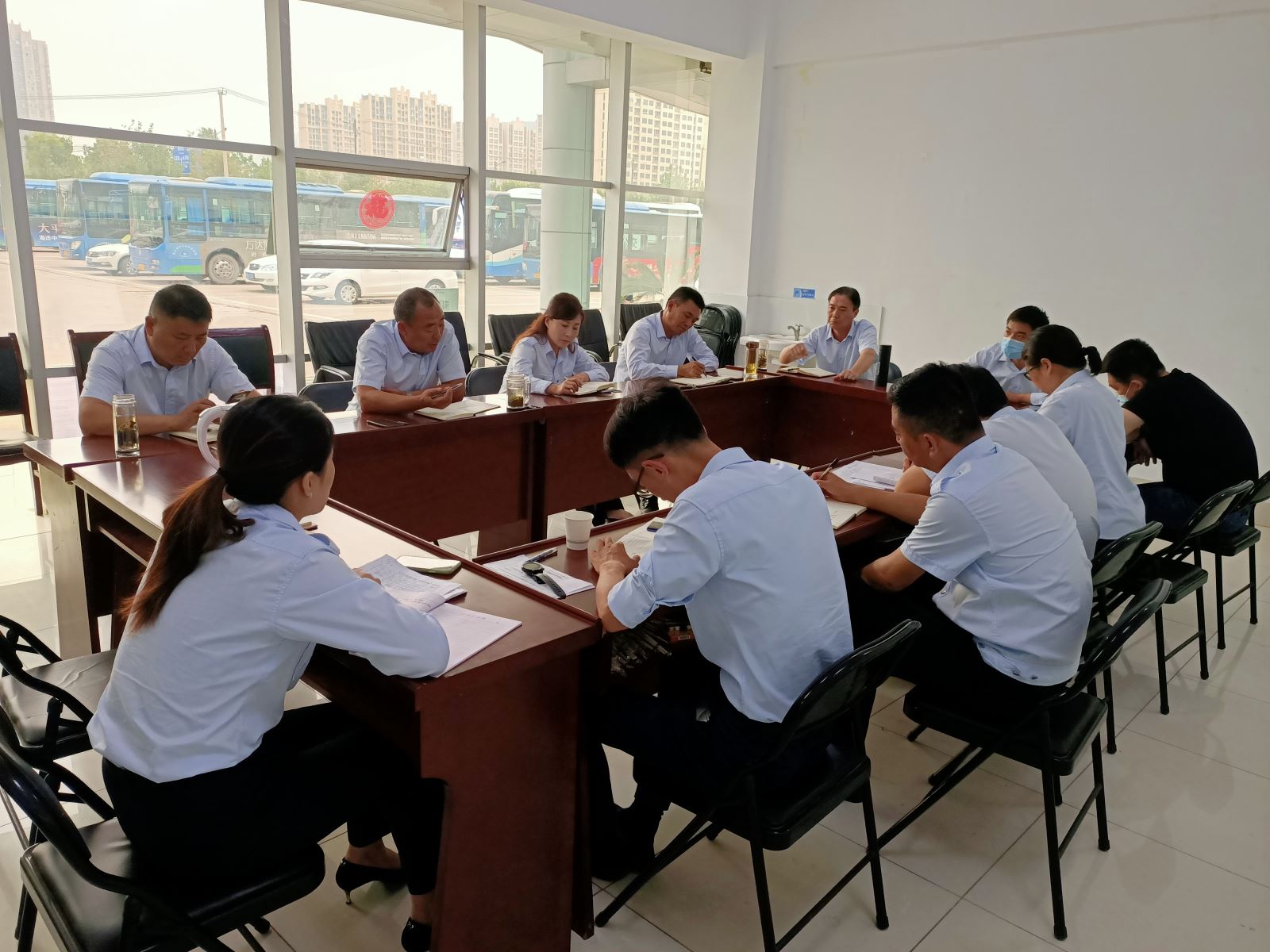 經(jīng)營發(fā)展事業(yè)部召開中秋國慶期間作風(fēng)建設(shè)專題會(huì)議