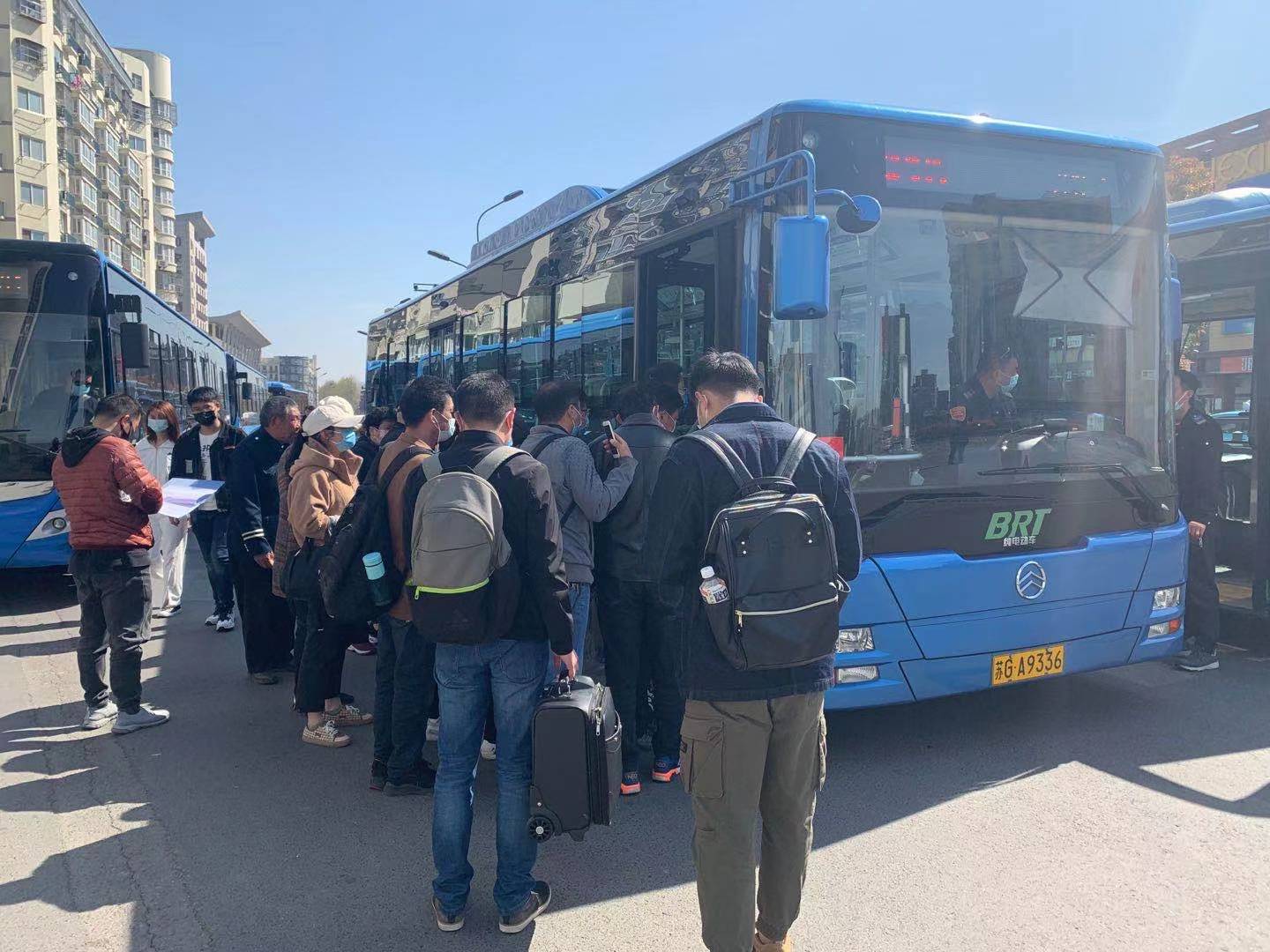 運(yùn)輸客流42萬人次，公交集團(tuán)圓滿完成清明節(jié)小長假運(yùn)輸保障任務(wù)！