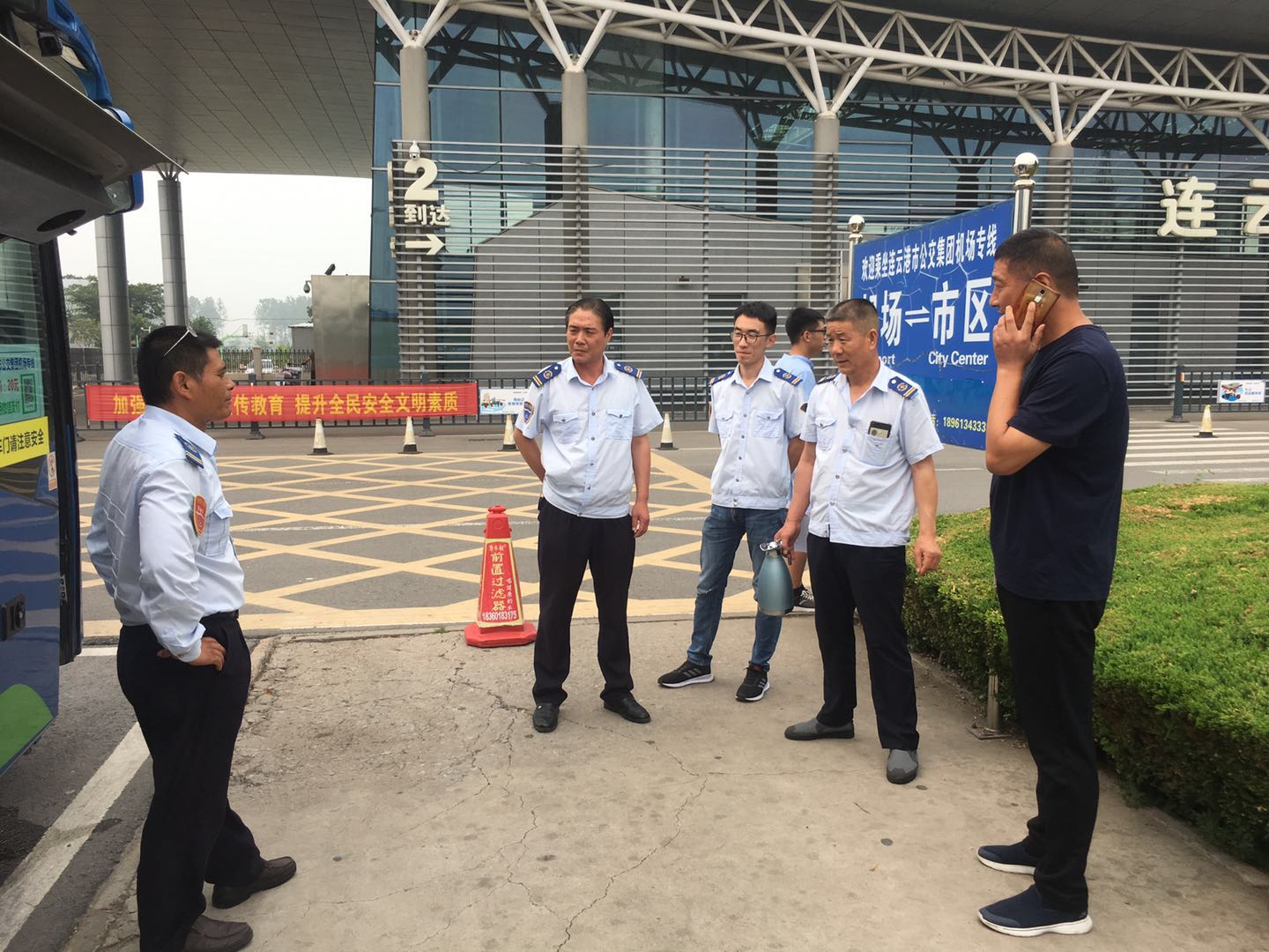 公交集團(tuán)經(jīng)營(yíng)發(fā)展事業(yè)部持續(xù)開(kāi)展綜合大檢查