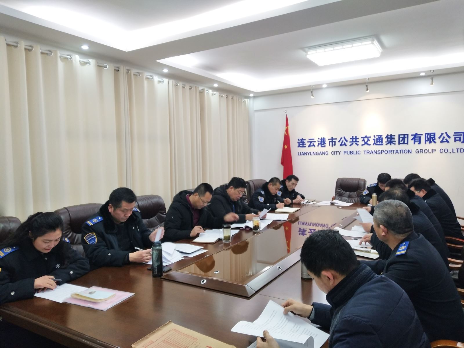 公交集團召開機務(wù)管理工作會議