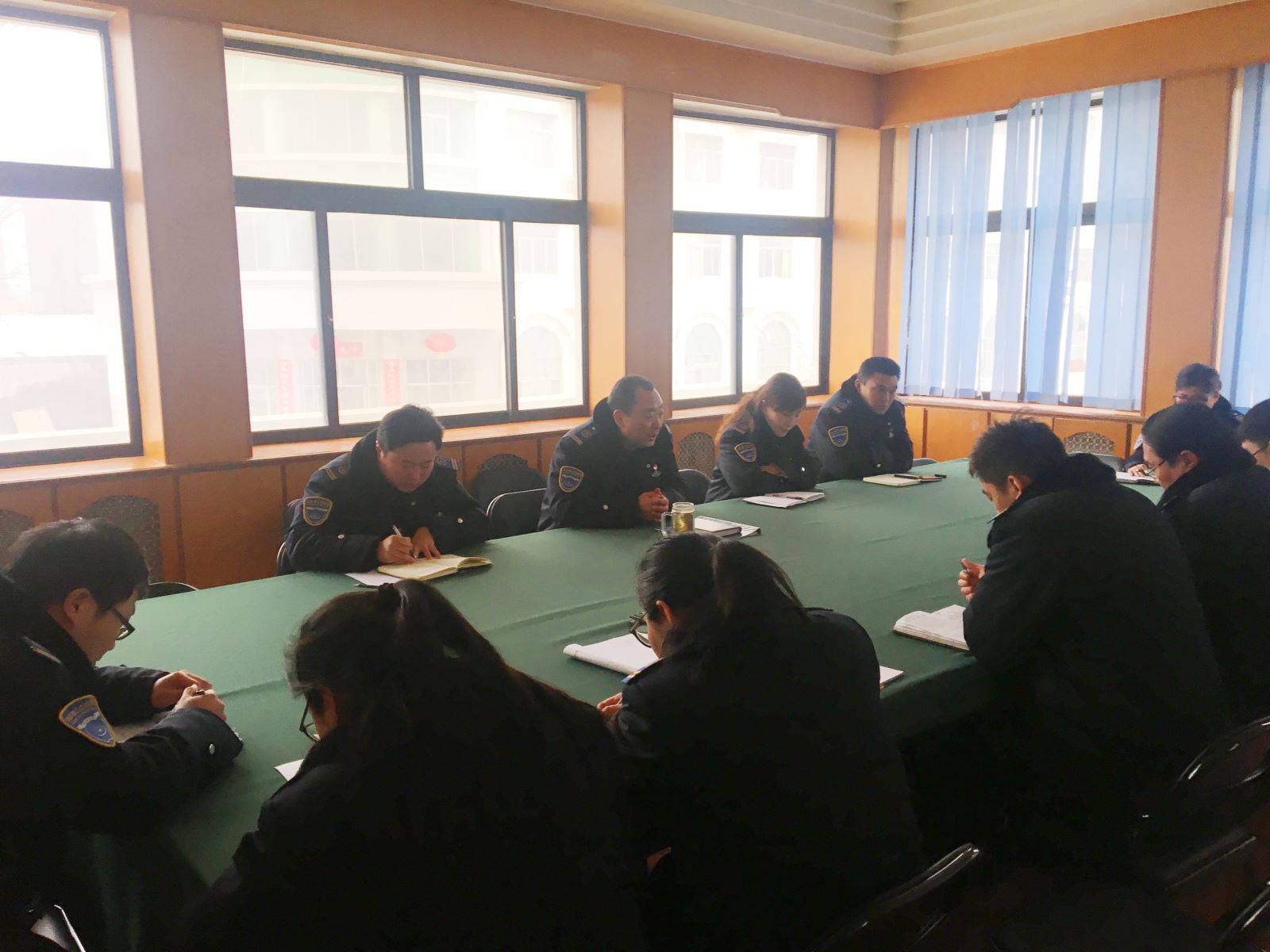 公交集團(tuán)經(jīng)營發(fā)展事業(yè)部召開節(jié)后“收心會(huì)”