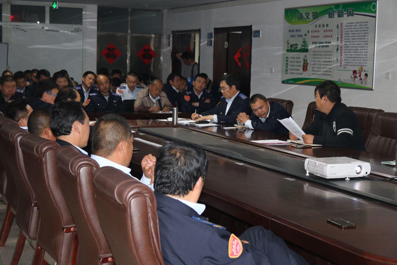 公交海州公司召開駕駛員控?zé)熍嘤?xùn)會(huì)議