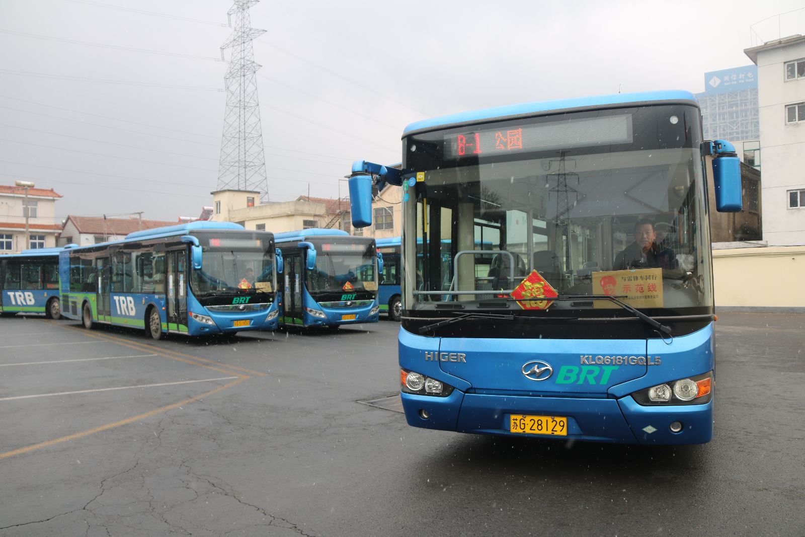 公交快速公司圓滿完成春運(yùn)保障工作