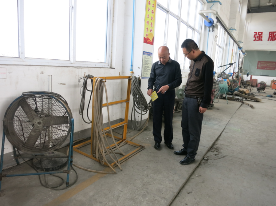 公交大浦保養(yǎng)廠開展安全例行檢查工作