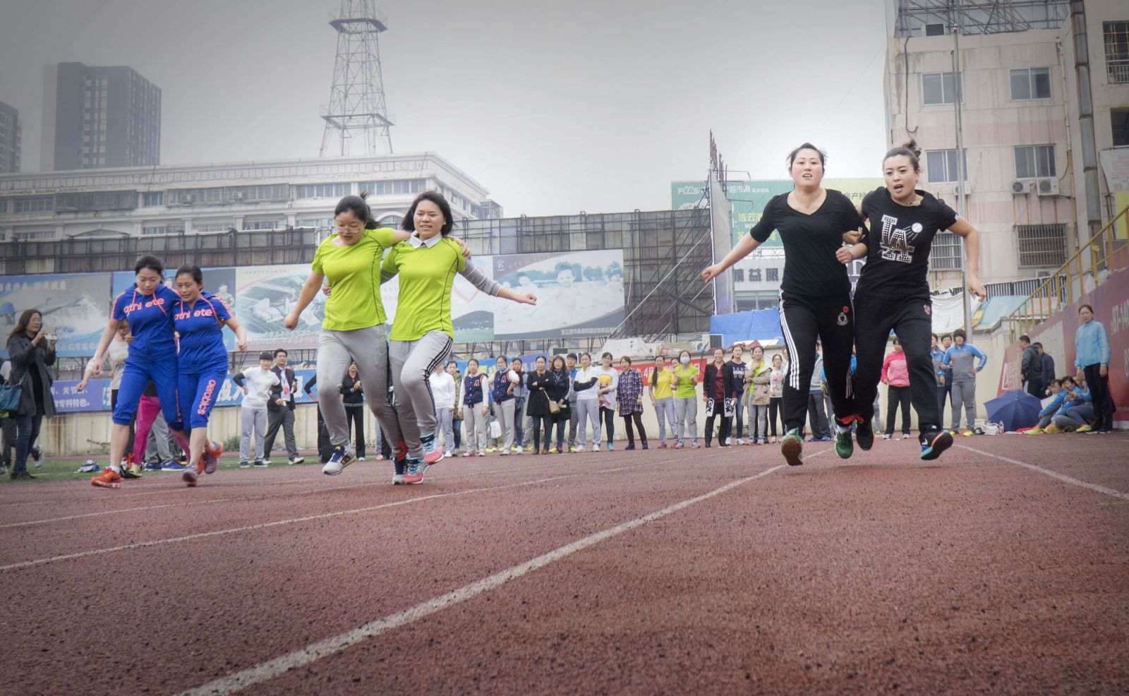 海通公交獲得集團(tuán)“并足行”運(yùn)動(dòng)項(xiàng)目第一名