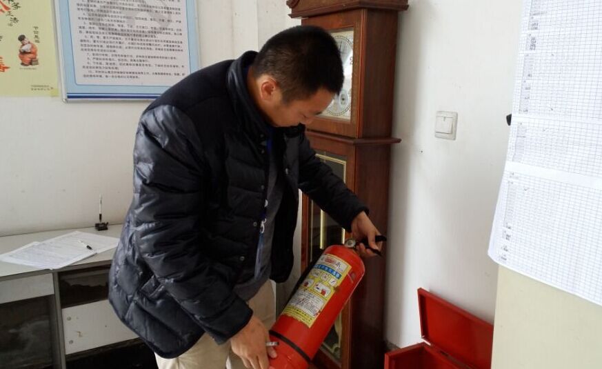 公交東部公司開展消防安全大檢查